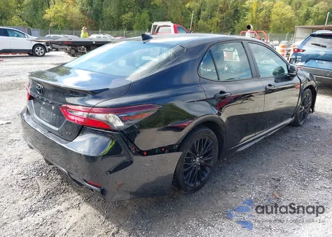 2021 Toyota Camry Se Nightshade Edition z USA, uszkodzony, nr VIN 4T1T11AK3MU493098